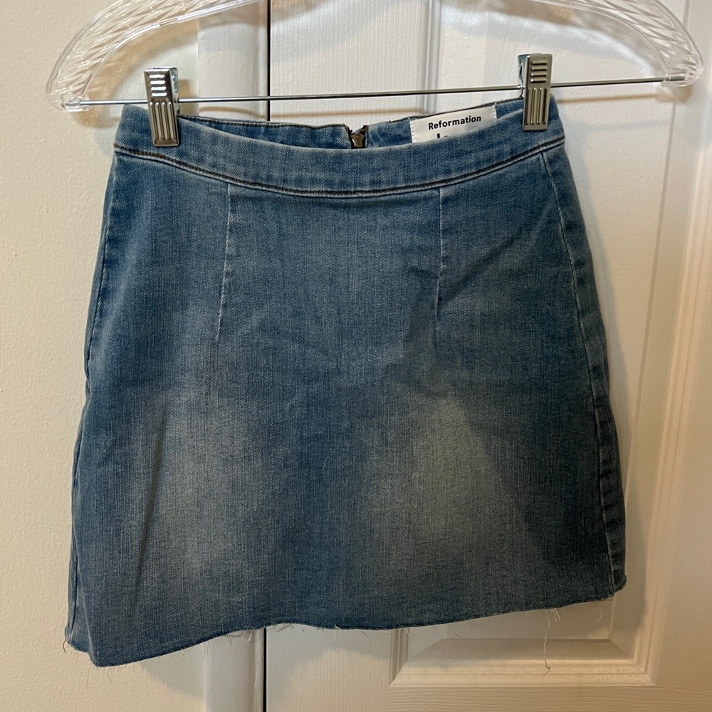 Reformation Evie Jean Skirt size 25
